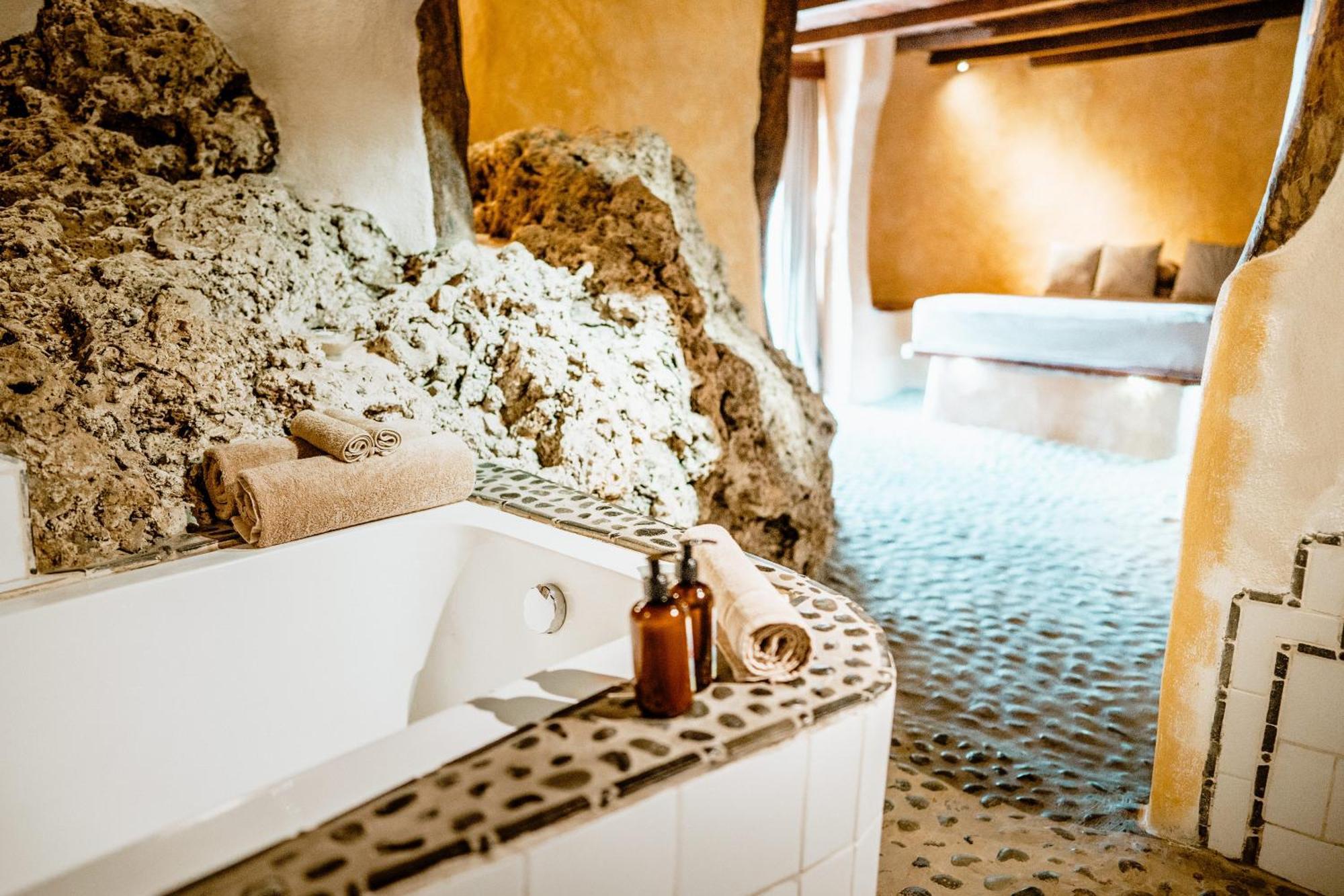 Rockwater Resort Iuiak Экстерьер фото
