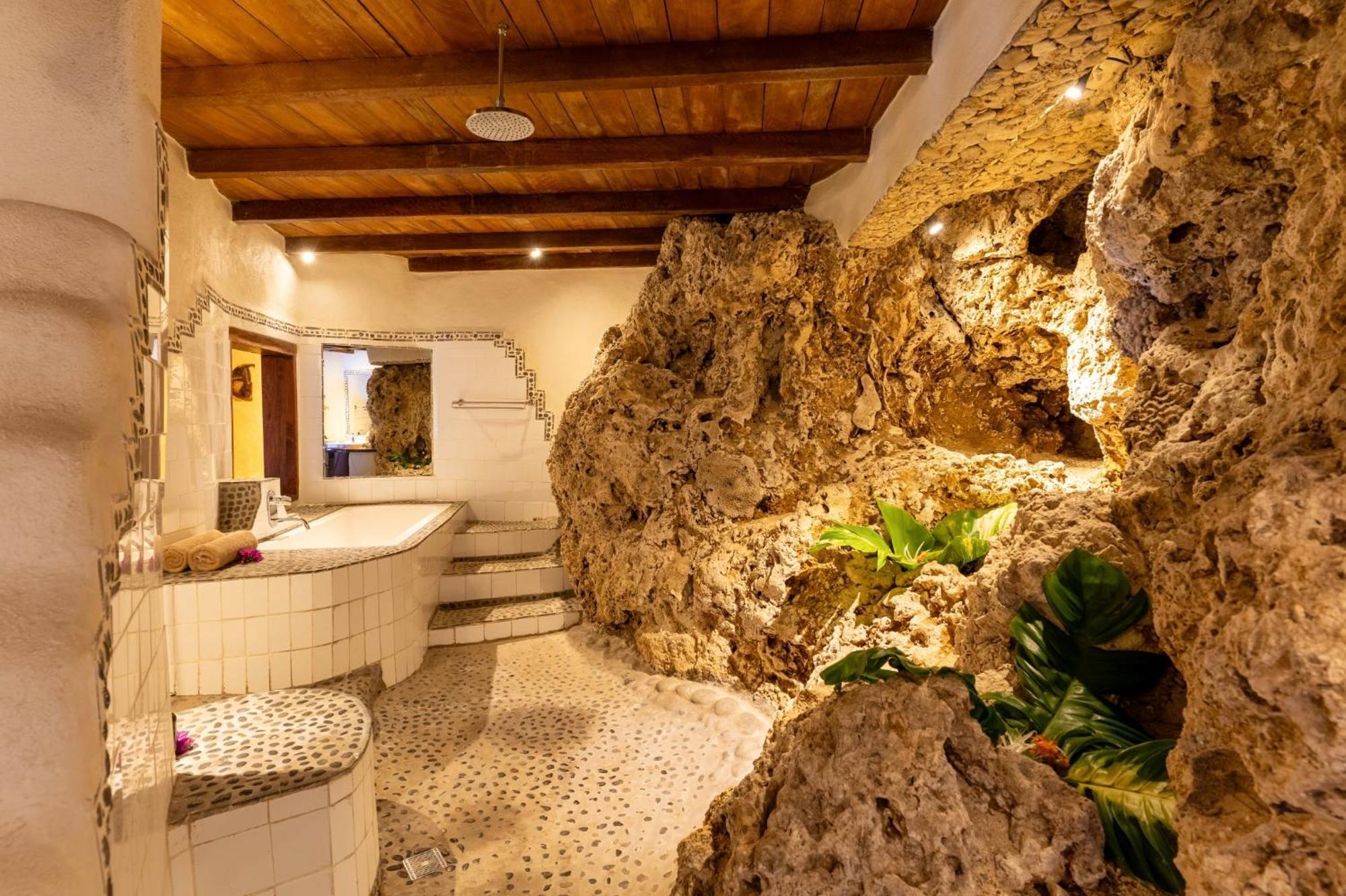 Rockwater Resort Iuiak Экстерьер фото